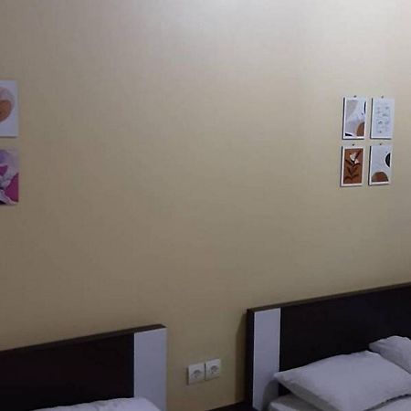 Guest House Syariah Lp3B Brebes Redpartner ภายนอก รูปภาพ